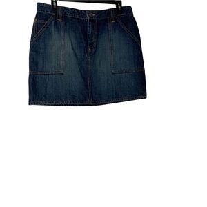 Old NAVY blue jeans skirt. Mini length. Size 10